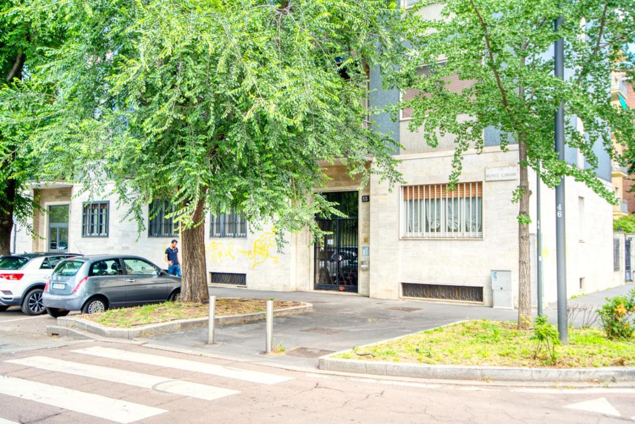 Caseospitali - Casa Park View, Ampio Trilocale Per Famiglie Sul Parco Milan Bagian luar foto