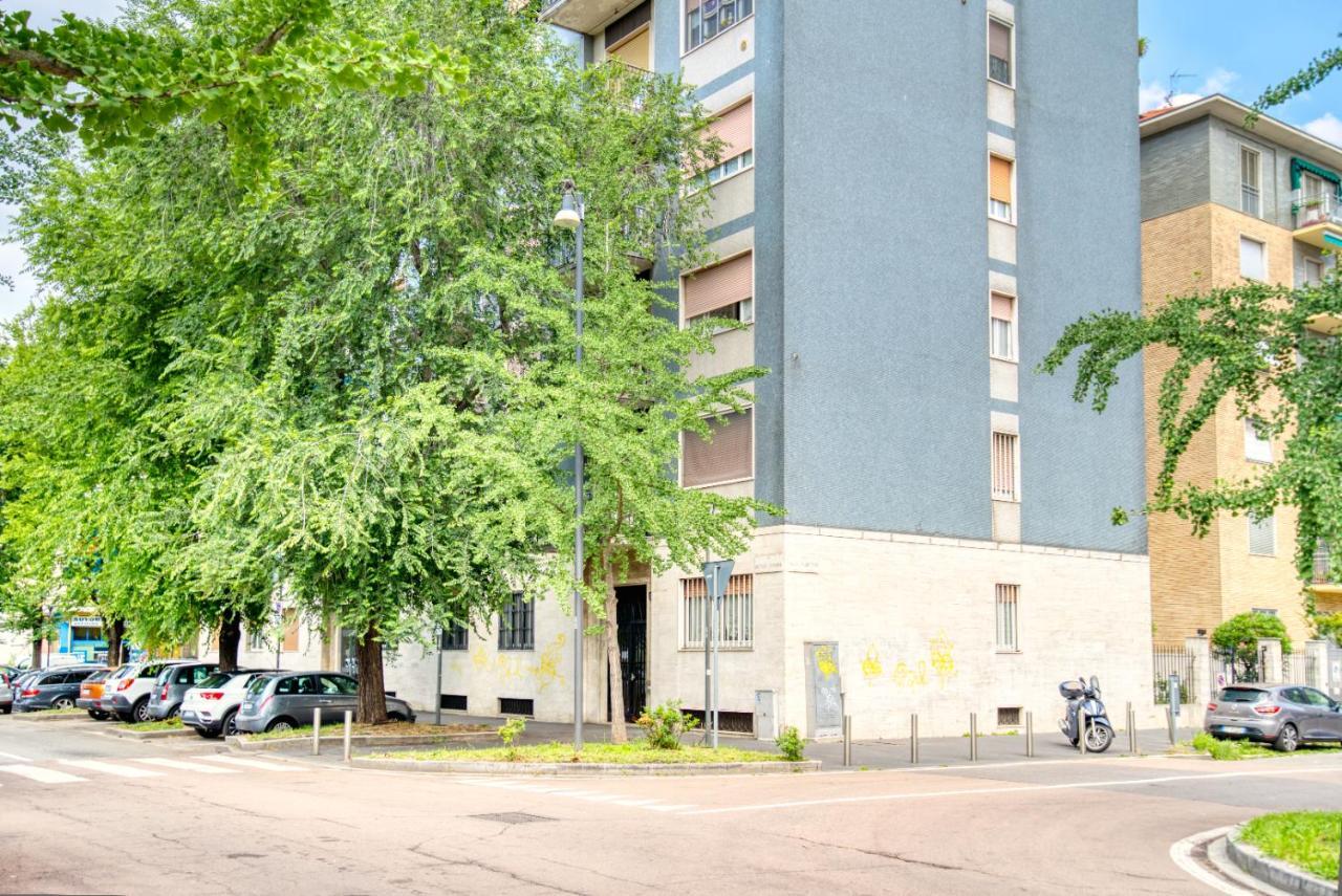 Caseospitali - Casa Park View, Ampio Trilocale Per Famiglie Sul Parco Milan Bagian luar foto